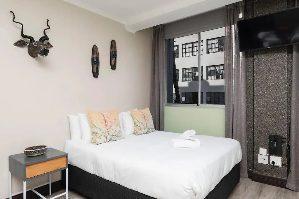 Appartement Stylish Studio In The Square Le Cap